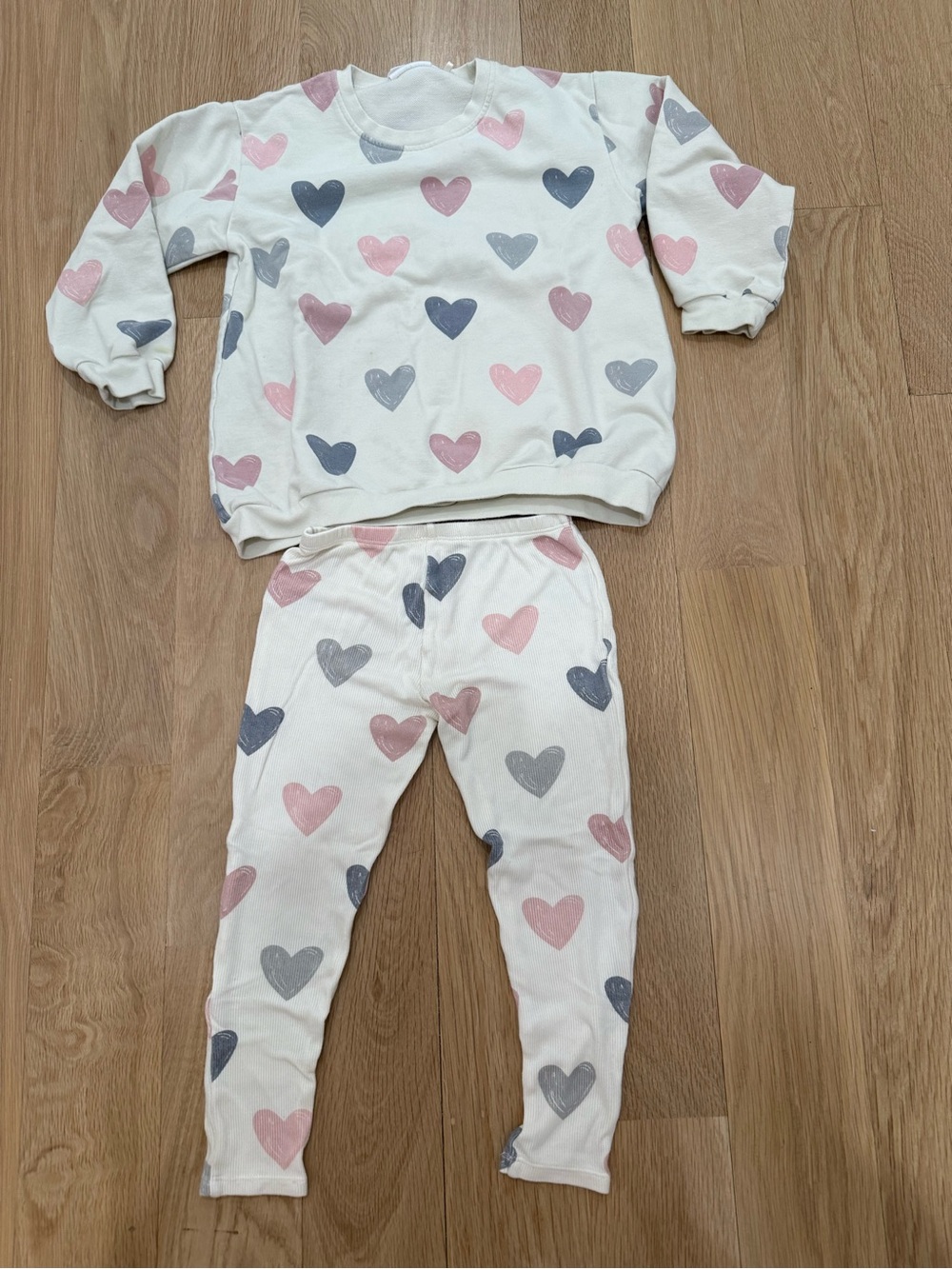 Angel dear Kids White Heart Print sweatshirt pants set - Pink & Gray 5T